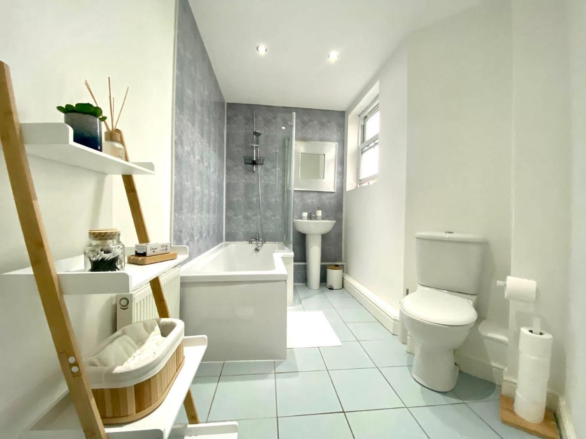 Lovely Stylish Apartment Near Penny Lane! Free Parking ليفربول المظهر الخارجي الصورة